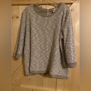 Emelia XL sweater with zipper detail on the back